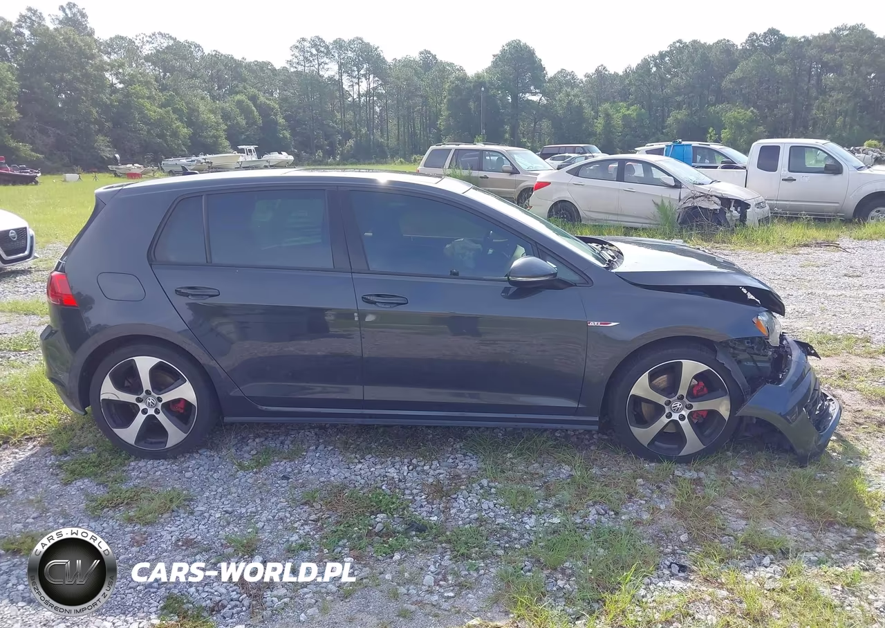 2015 Volkswagen Golf Gti 2.0T Se 4-Door VIN:3VW4T7AU1FM074890 - 13