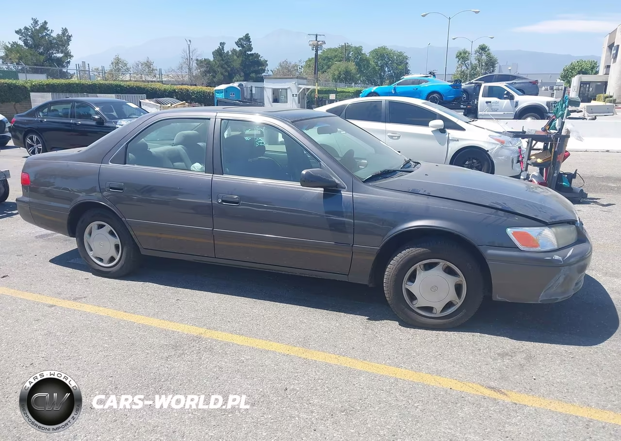 2000 Toyota Camry Ce VIN:4T1BG22K4YU961652 - 13