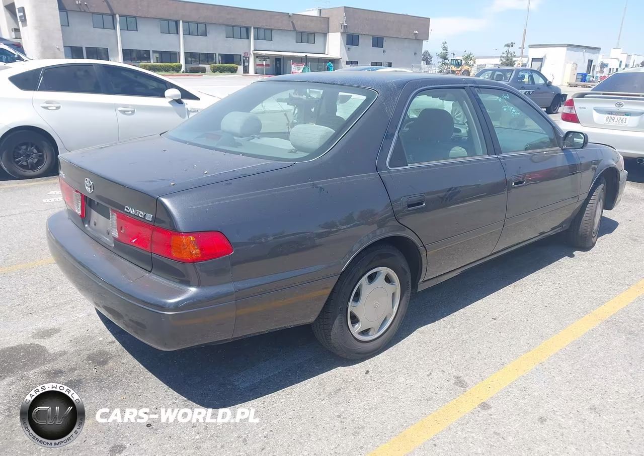 2000 Toyota Camry Ce VIN:4T1BG22K4YU961652 - 4