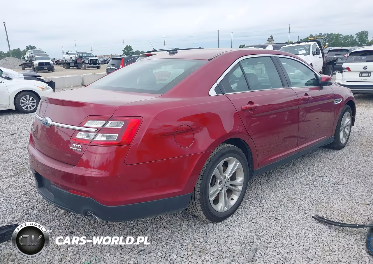 2016 Ford Taurus Sel VIN:1FAHP2E82GG127915 - 4