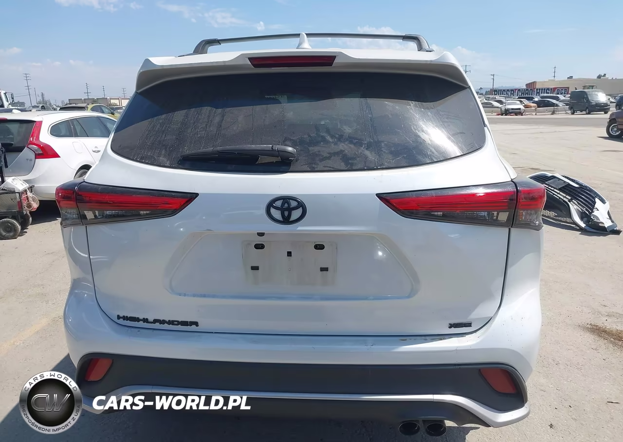 2022 Toyota Highlander Xse VIN:5TDJZRAHXNS117110 - 17