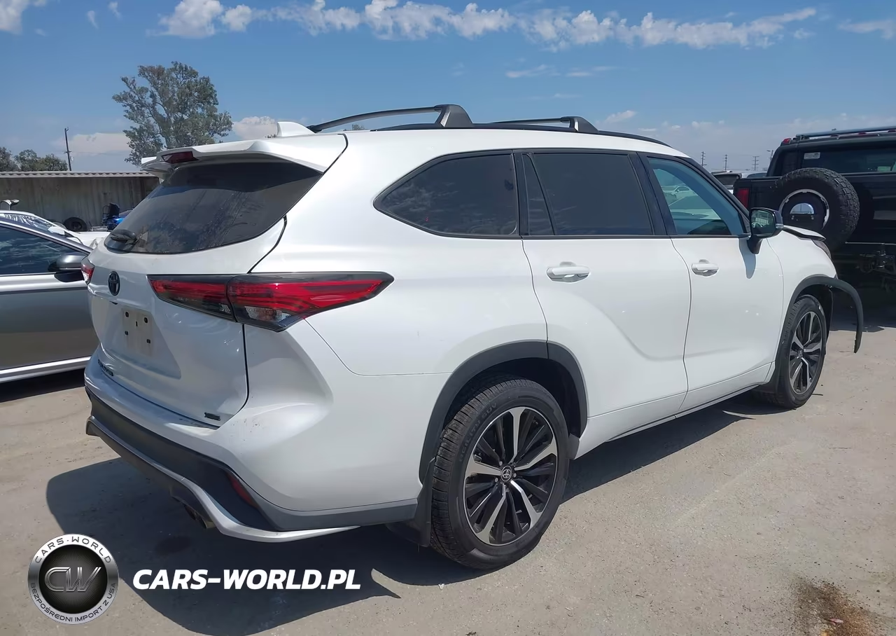 2022 Toyota Highlander Xse VIN:5TDJZRAHXNS117110 - 4
