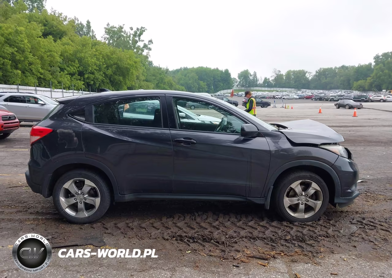 2018 Honda Hr-V Lx VIN:3CZRU6H36JG723534 - 13