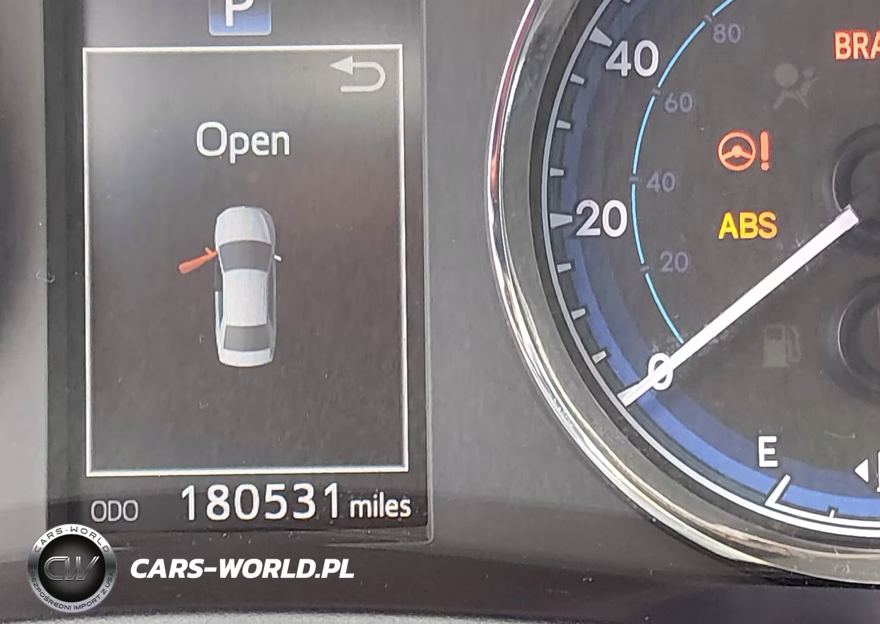 2018 Toyota Corolla Se VIN:5YFBURHE1JP784388 - 16