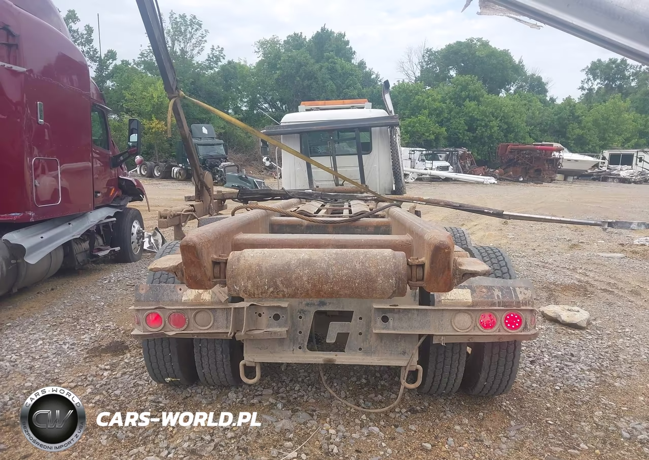 2007 Mack 700 Cv700 VIN:1M2AG11C47M051109 - 16