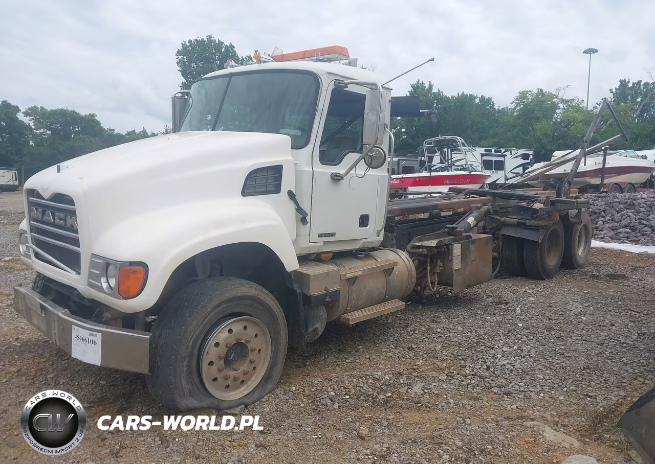 2007 Mack 700 Cv700 VIN:1M2AG11C47M051109 - 2