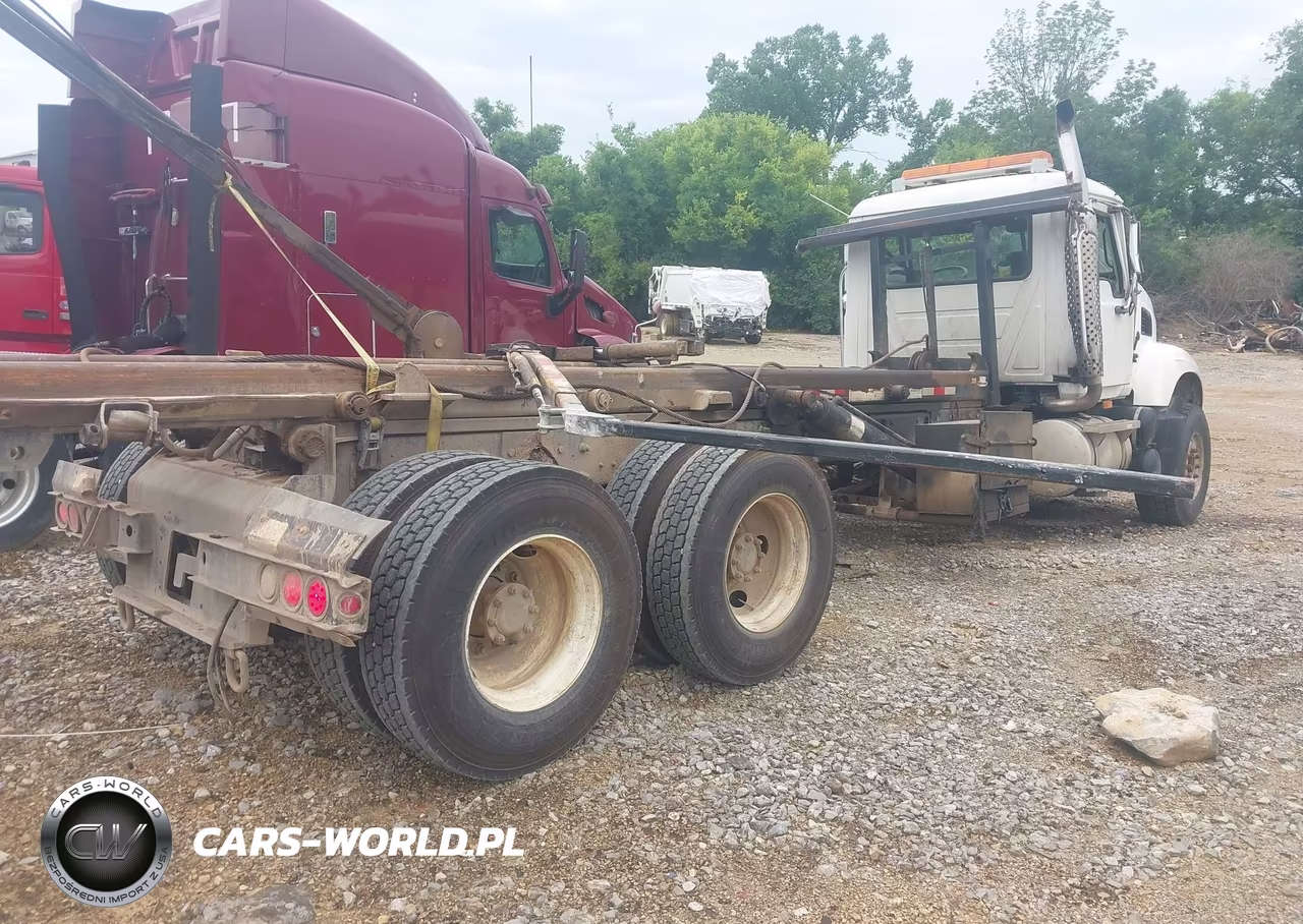 2007 Mack 700 Cv700 VIN:1M2AG11C47M051109 - 4