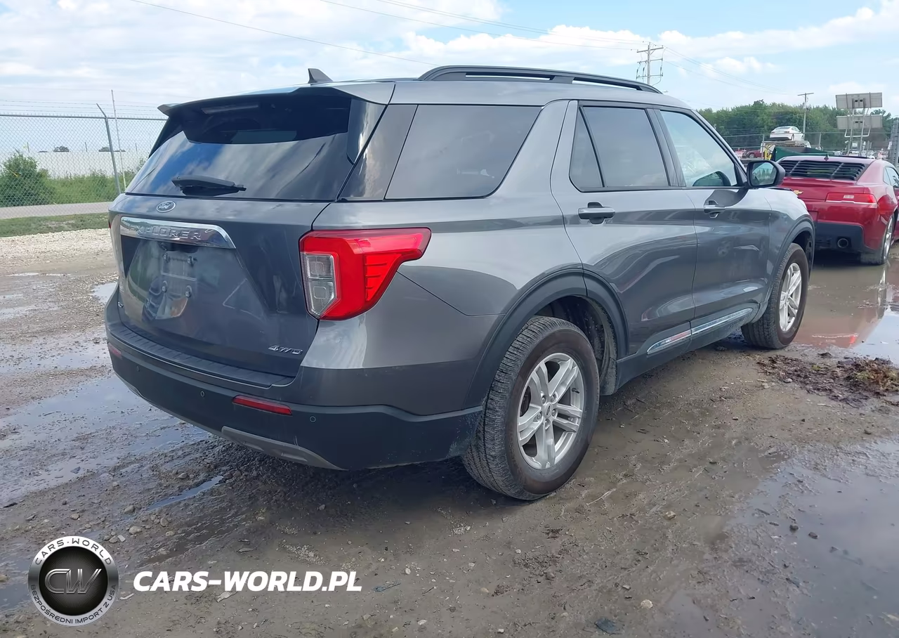 2022 Ford Explorer Xlt VIN:1FMSK8DH0NGA54071 - 4