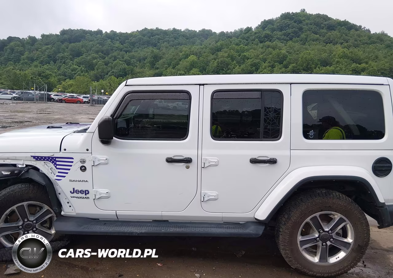 2022 Jeep Wrangler Unlimited Sahara 4X4 VIN:1C4HJXEG7NW245705 - 15