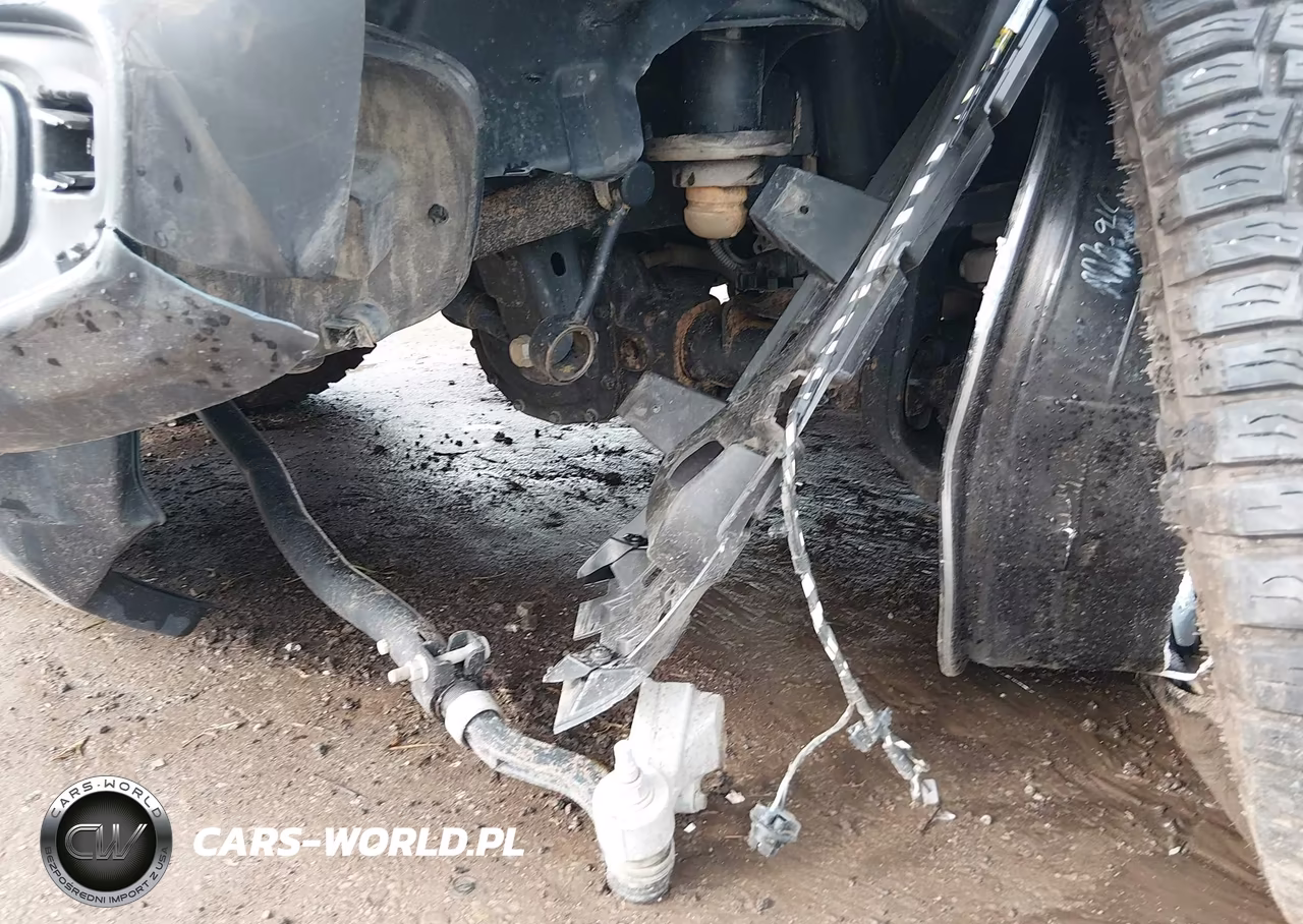 2022 Jeep Wrangler Unlimited Sahara 4X4 VIN:1C4HJXEG7NW245705 - 18