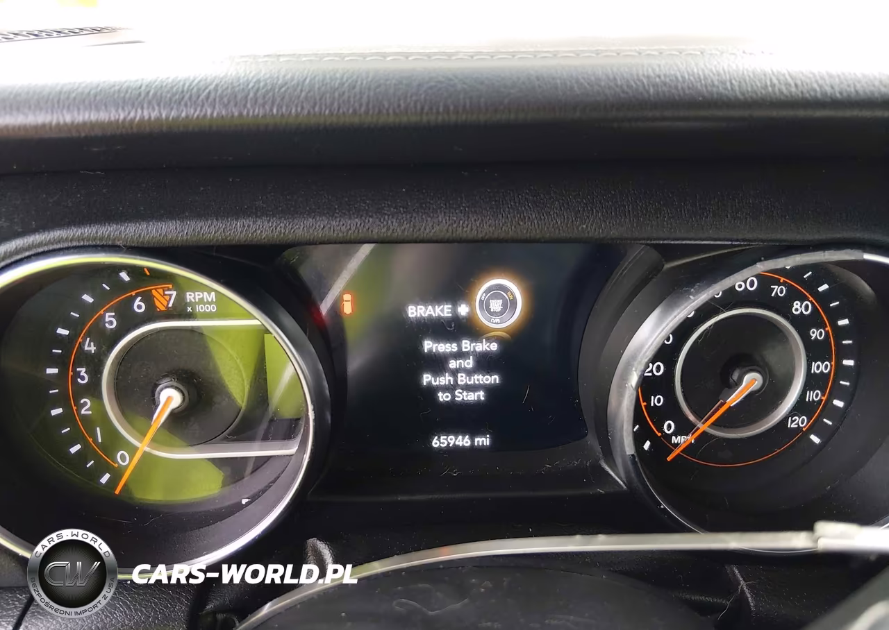 2022 Jeep Wrangler Unlimited Sahara 4X4 VIN:1C4HJXEG7NW245705 - 7