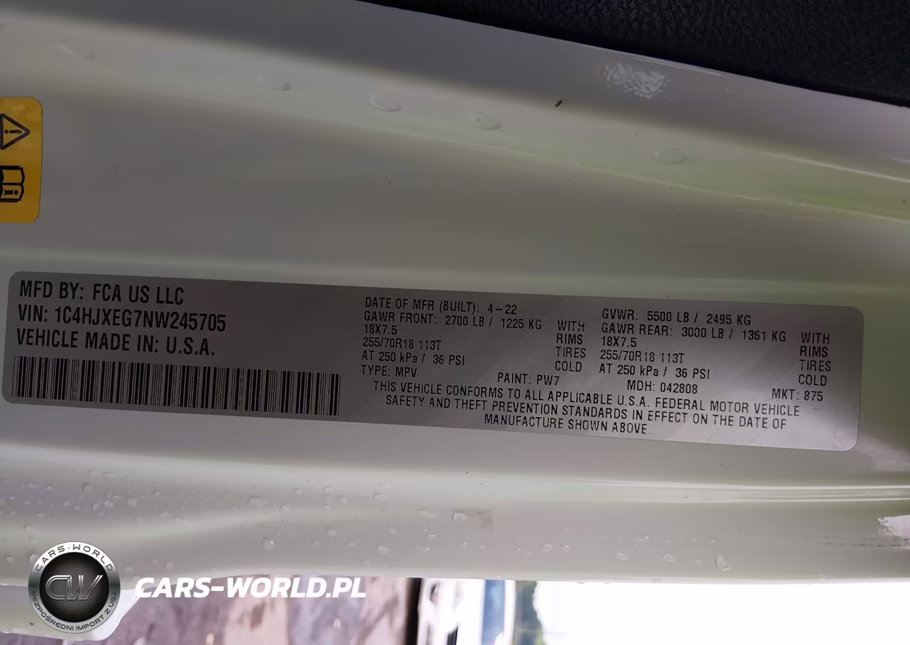2022 Jeep Wrangler Unlimited Sahara 4X4 VIN:1C4HJXEG7NW245705 - 9