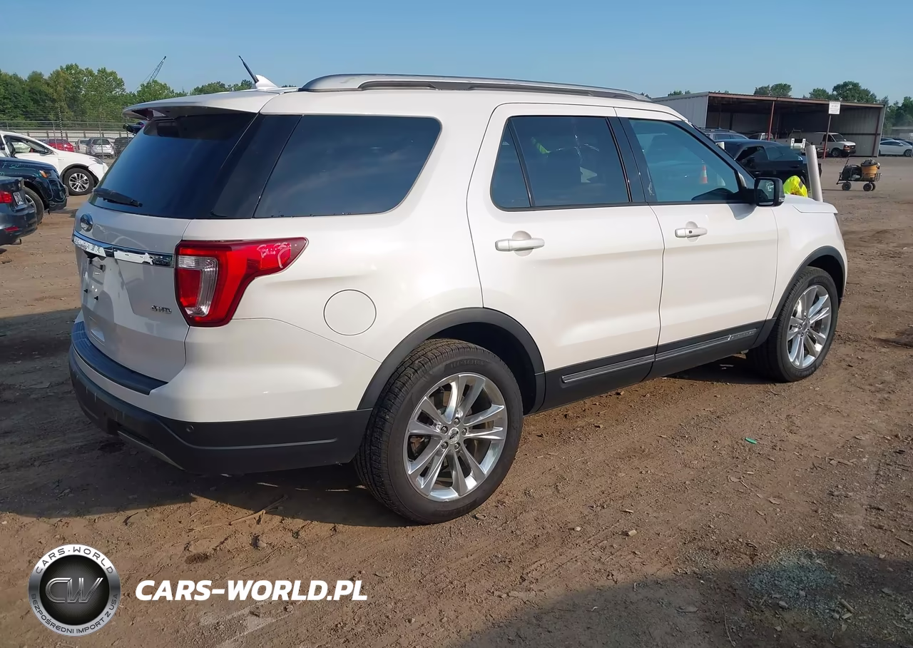 2019 Ford Explorer Xlt VIN:1FM5K8D80KGA74958 - 4