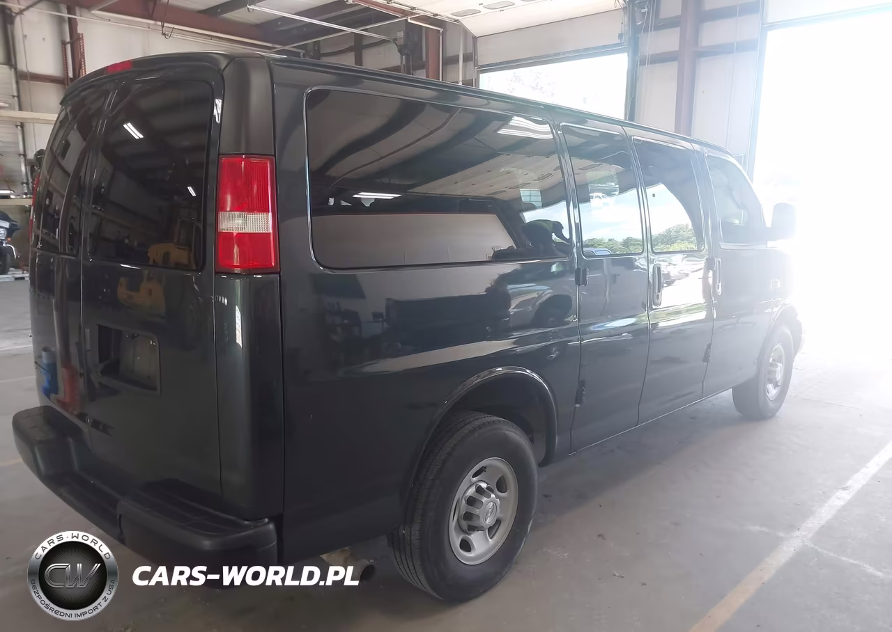 2017 Chevrolet Express 2500 Ls VIN:1GAWGEFG7H1311916 - 4