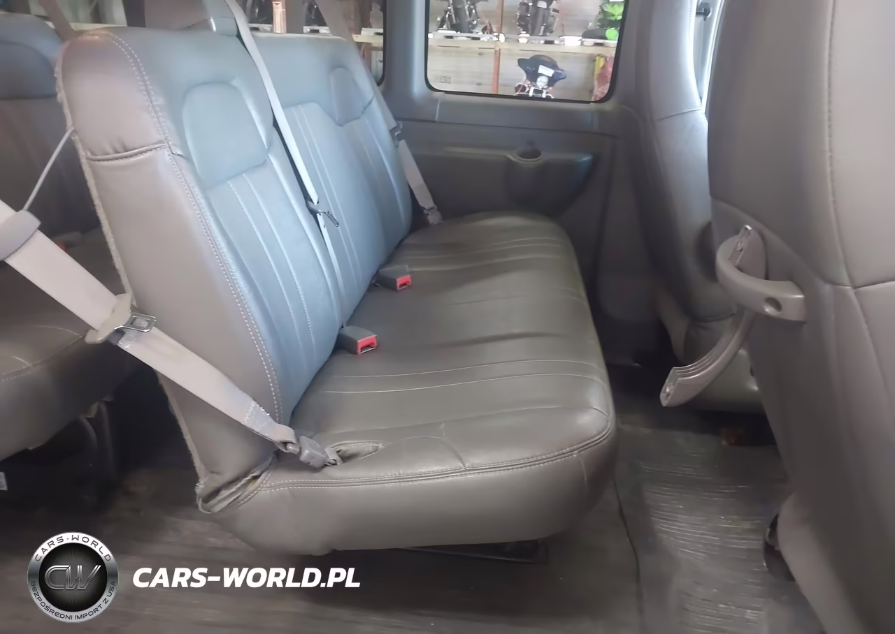 2017 Chevrolet Express 2500 Ls VIN:1GAWGEFG7H1311916 - 8