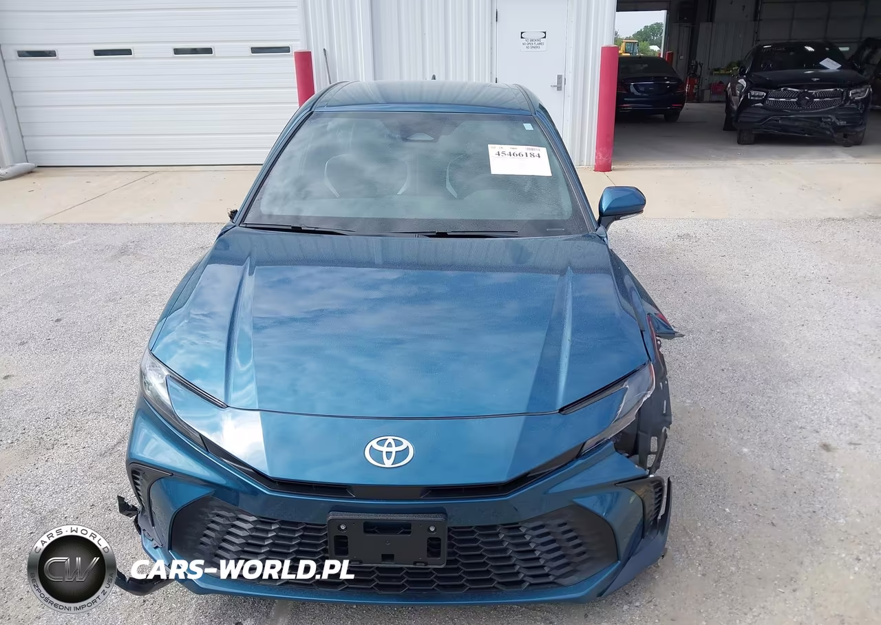2026 Toyota Camry Se VIN:4T1DBADK3TU061204 - 12