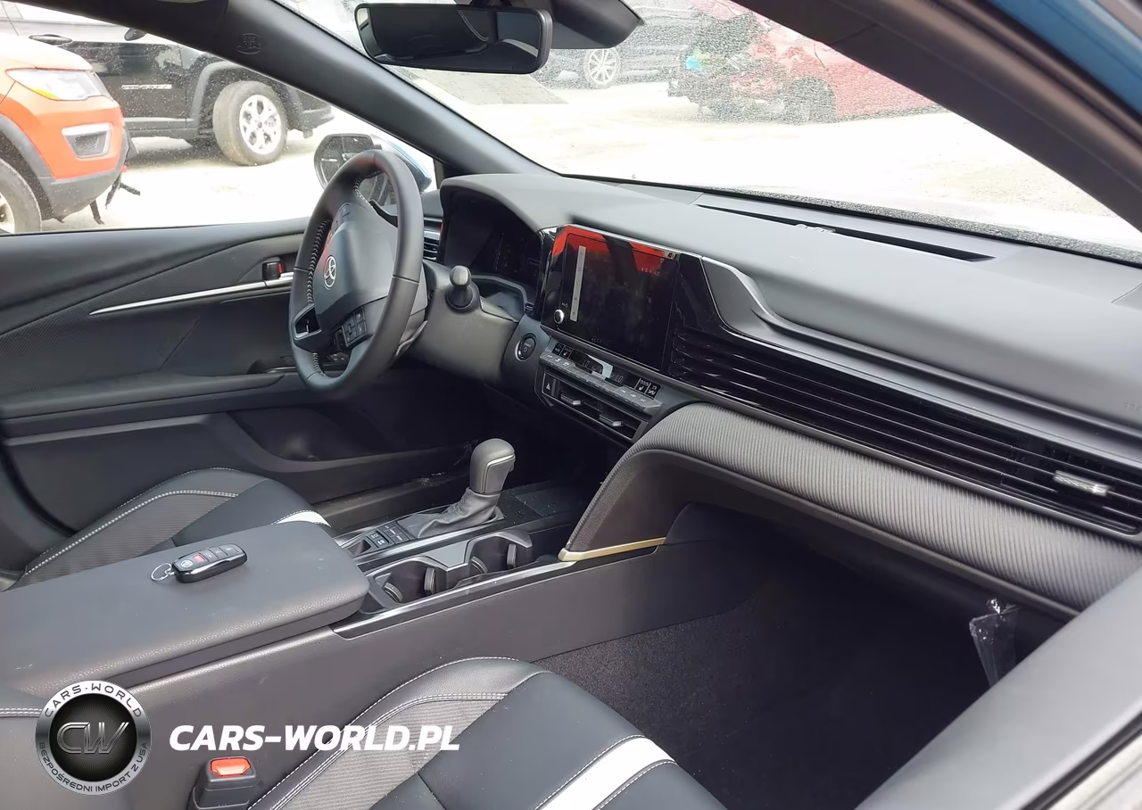 2026 Toyota Camry Se VIN:4T1DBADK3TU061204 - 5