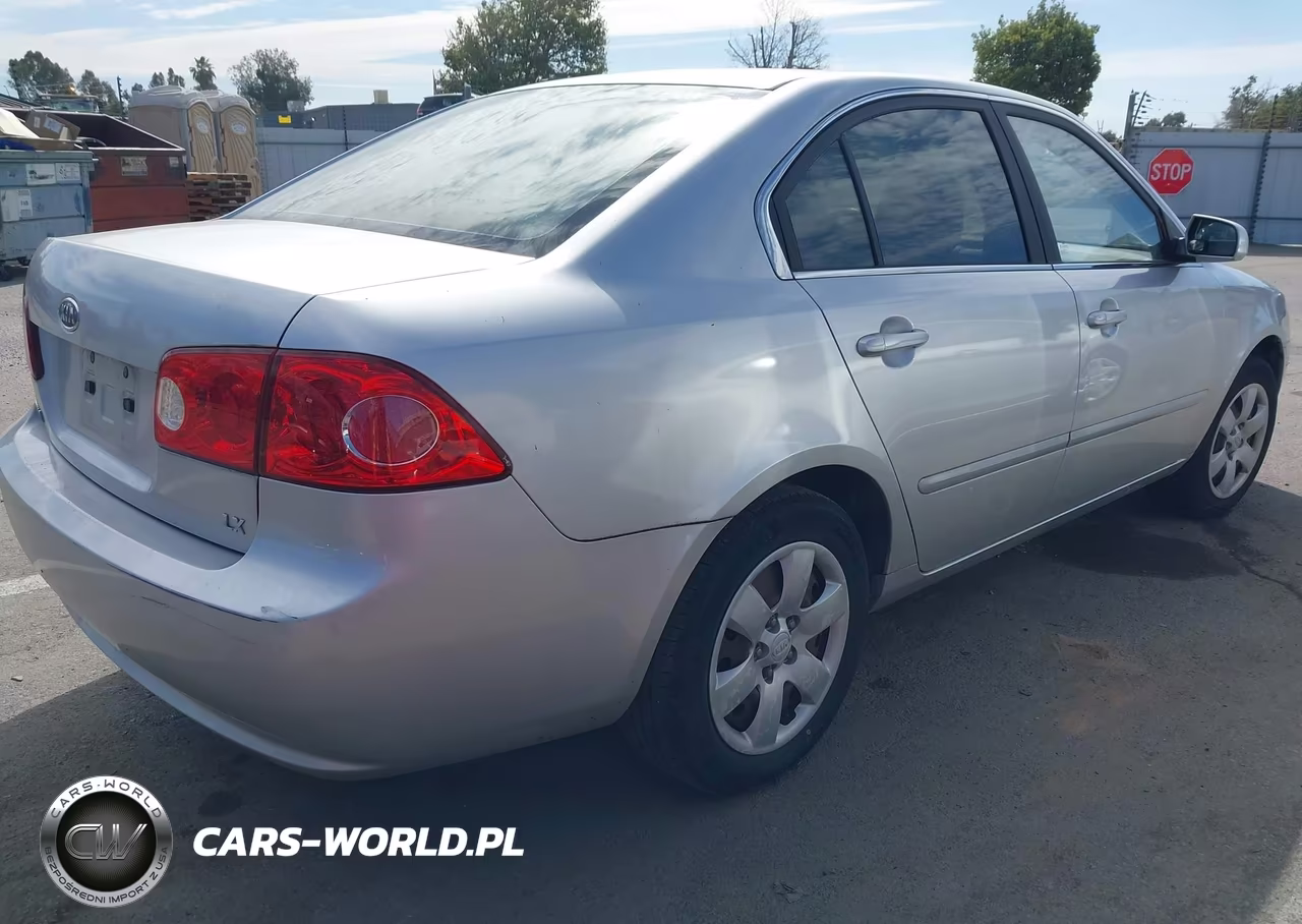 2008 Kia Optima Lx VIN:KNAGE123285189761 - 4