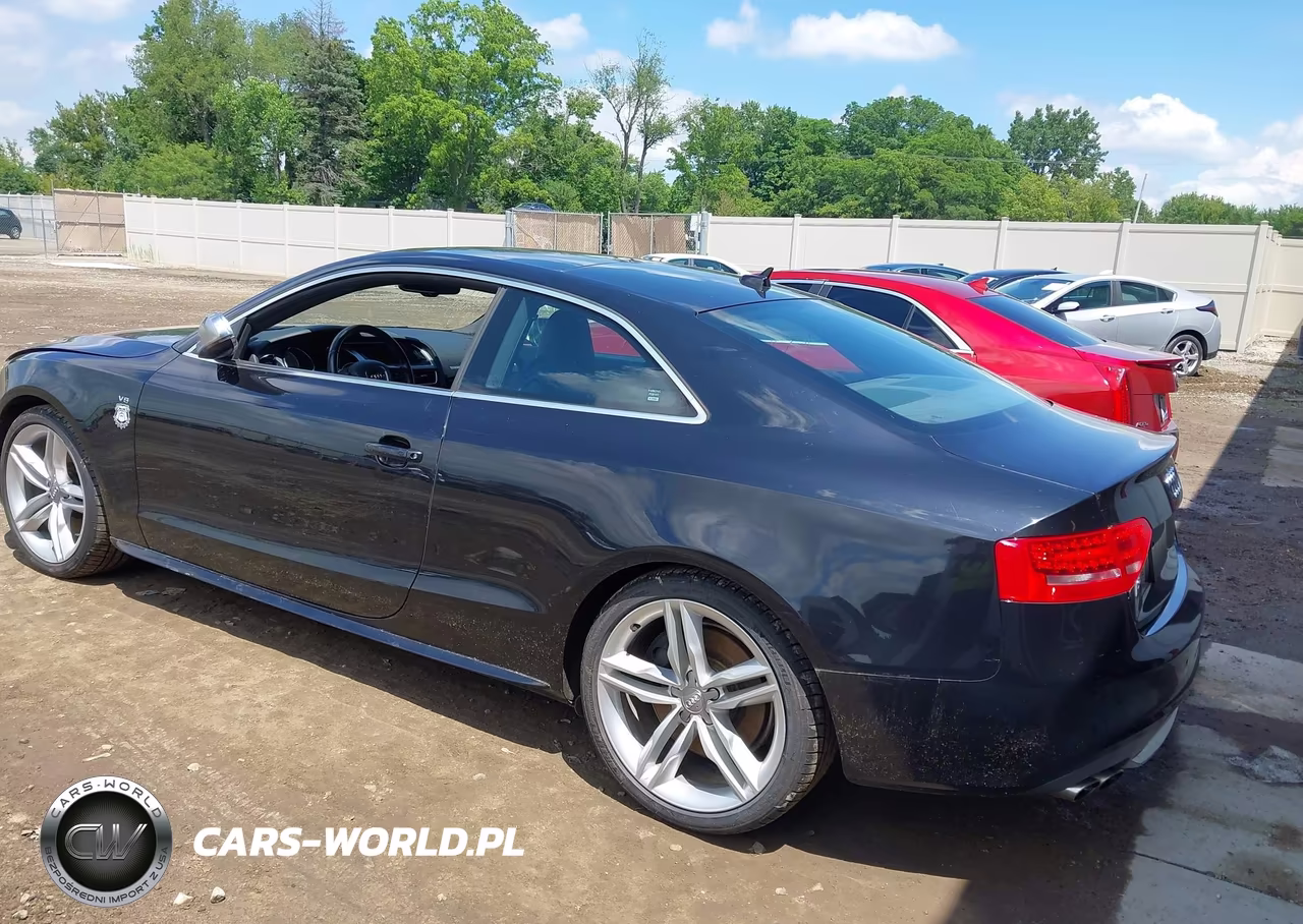 2012 Audi S5 Premium Plus VIN:WAUCVAFR2CA000880 - 3
