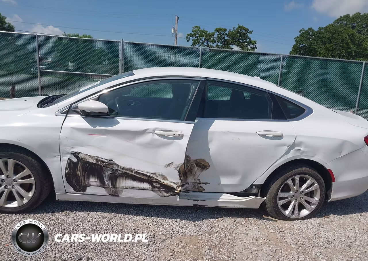 2016 Chrysler 200 Limited VIN:1C3CCCAB6GN154249 - 6