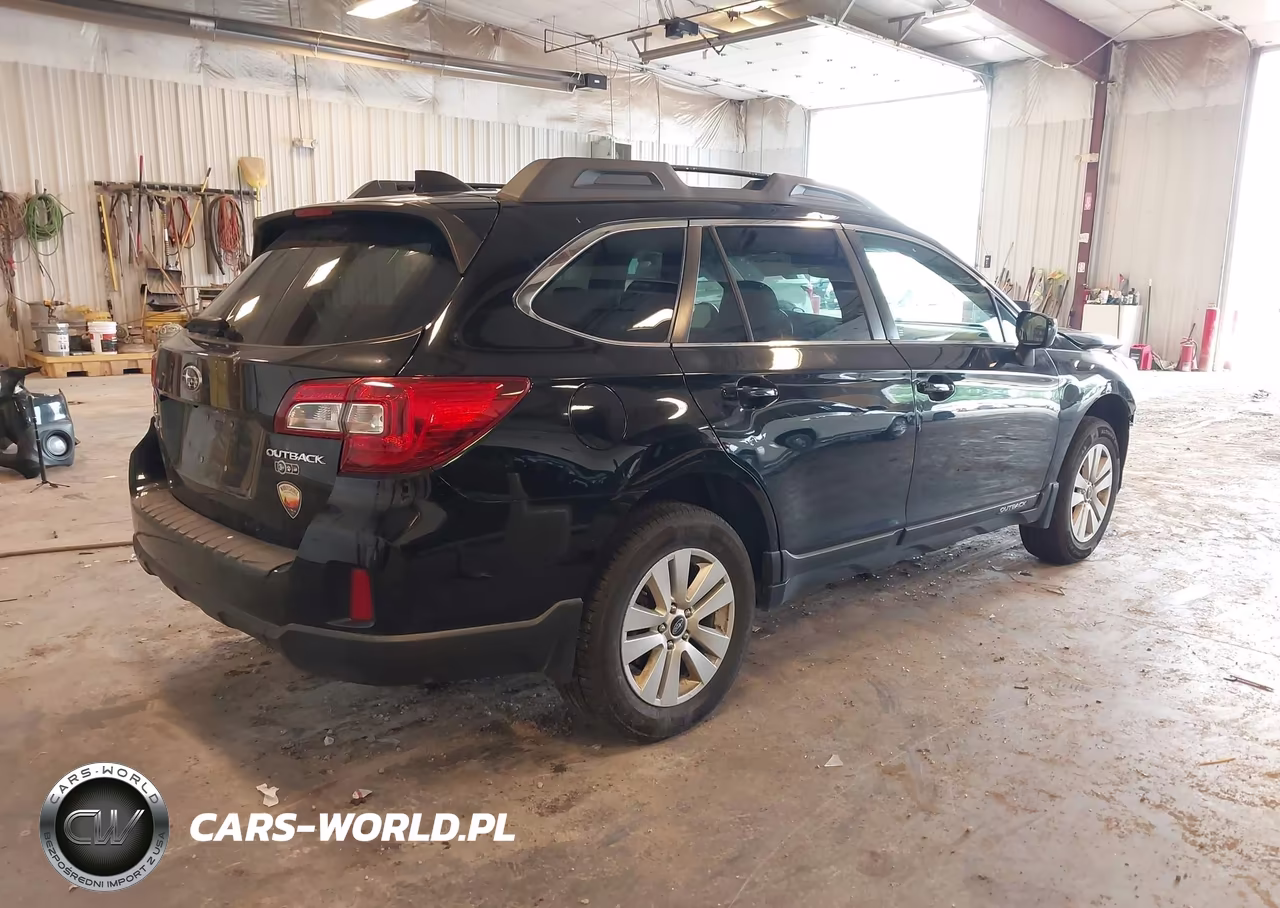2016 Subaru Outback 2.5I Premium VIN:4S4BSBCC3G3328649 - 4