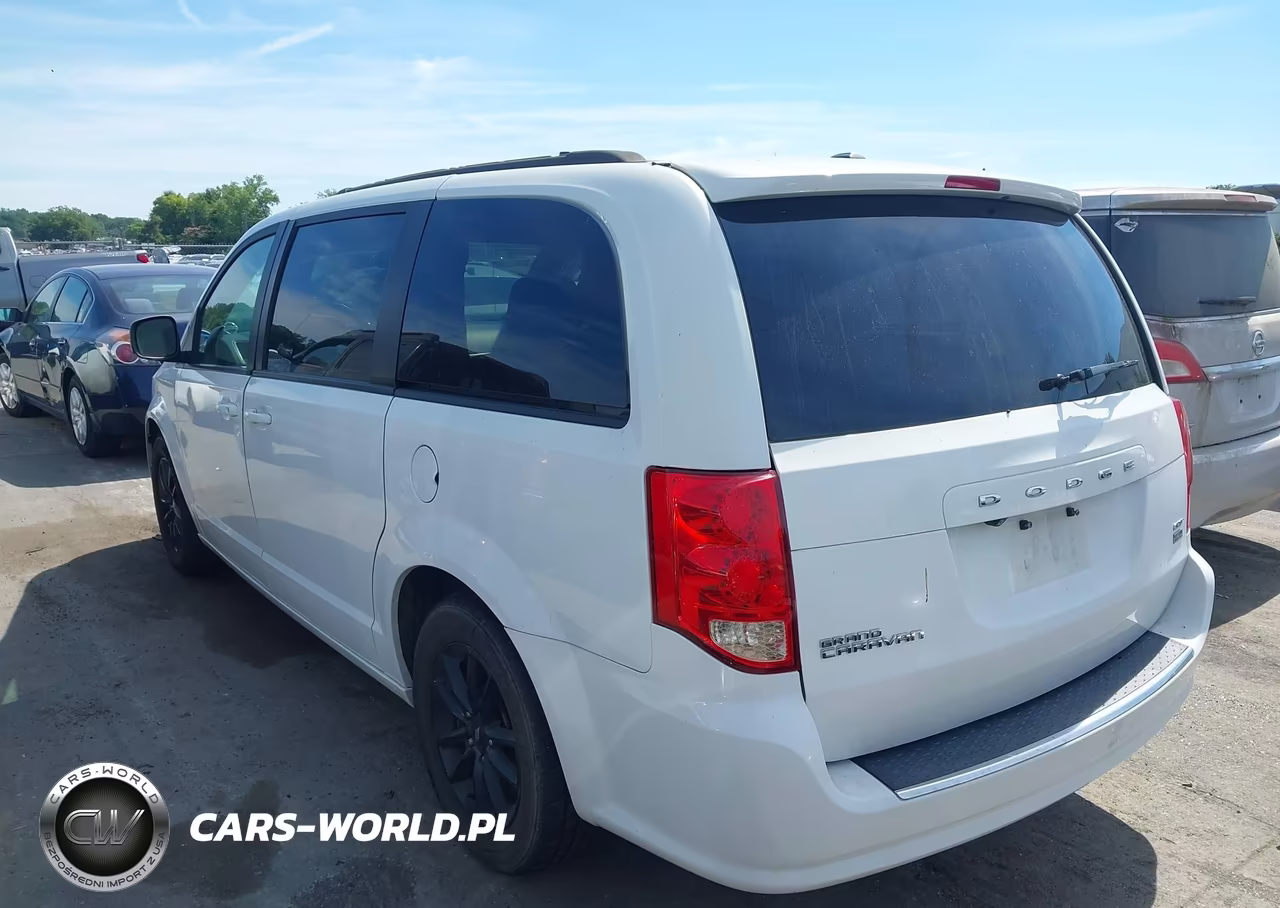 2019 Dodge Grand Caravan Gt VIN:2C4RDGEG9KR750063 - 14