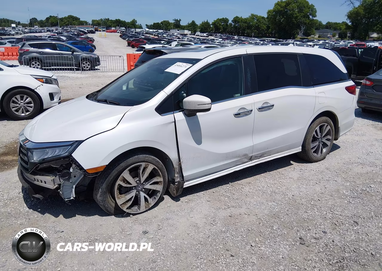 2022 Honda Odyssey Touring VIN:5FNRL6H81NB040639 - 2