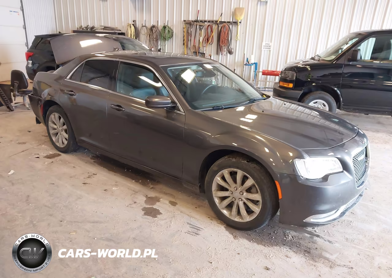 2017 Chrysler 300 Limited Awd