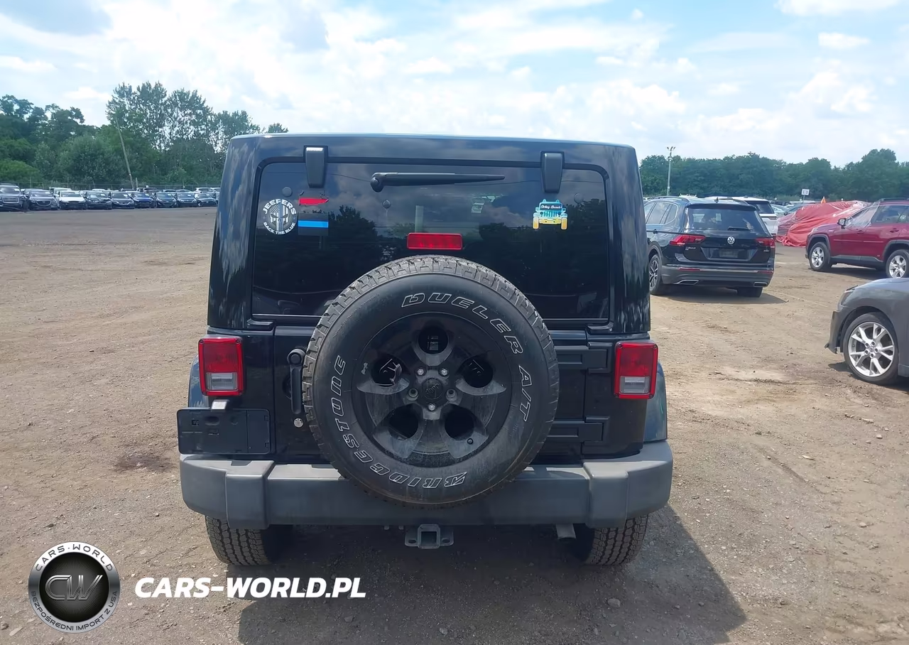 2015 Jeep Wrangler Unlimited Altitude VIN:1C4BJWEG1FL667813 - 16