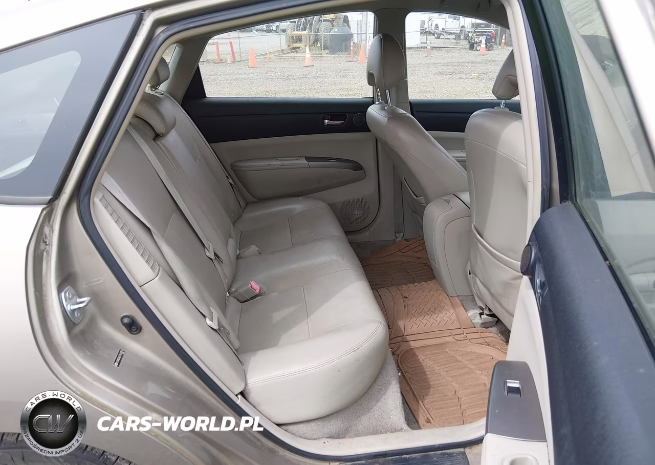 2007 Toyota Prius Touring VIN:JTDKB20U277613871 - 8