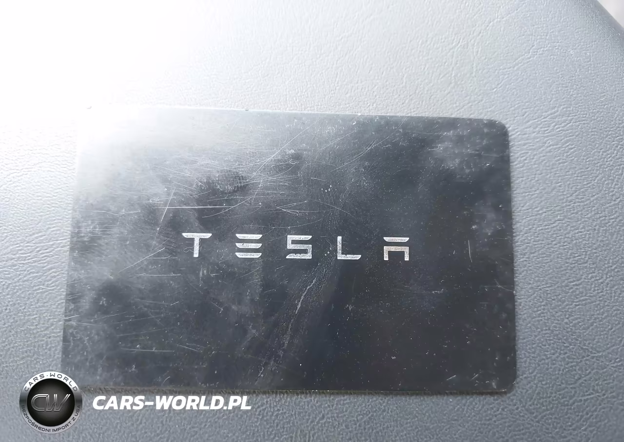 2024 Tesla Model Y Long Range Single Motor Rear-Wheel Drive-Rwd VIN:7SAYGDED0RA328180 - 11