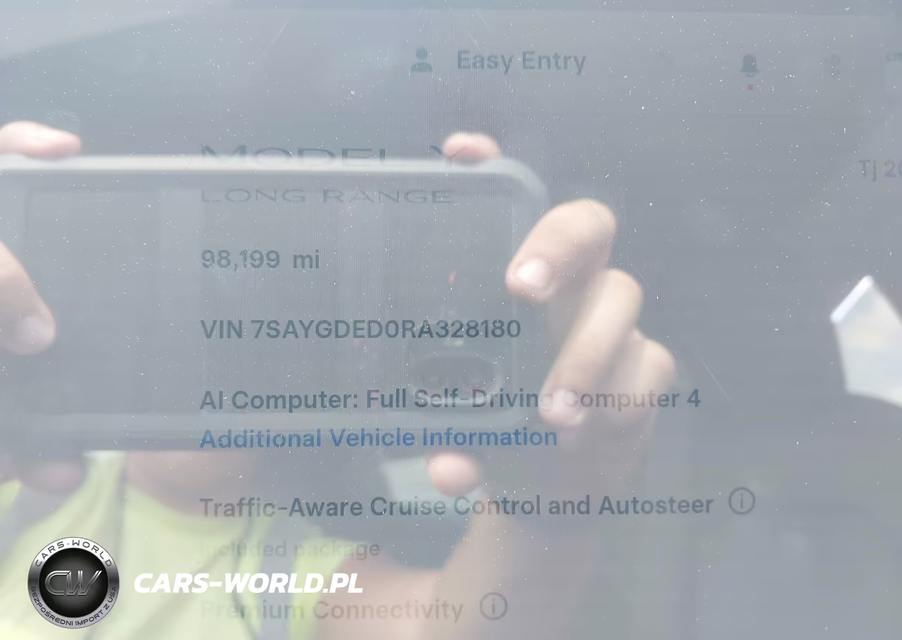2024 Tesla Model Y Long Range Single Motor Rear-Wheel Drive-Rwd VIN:7SAYGDED0RA328180 - 16