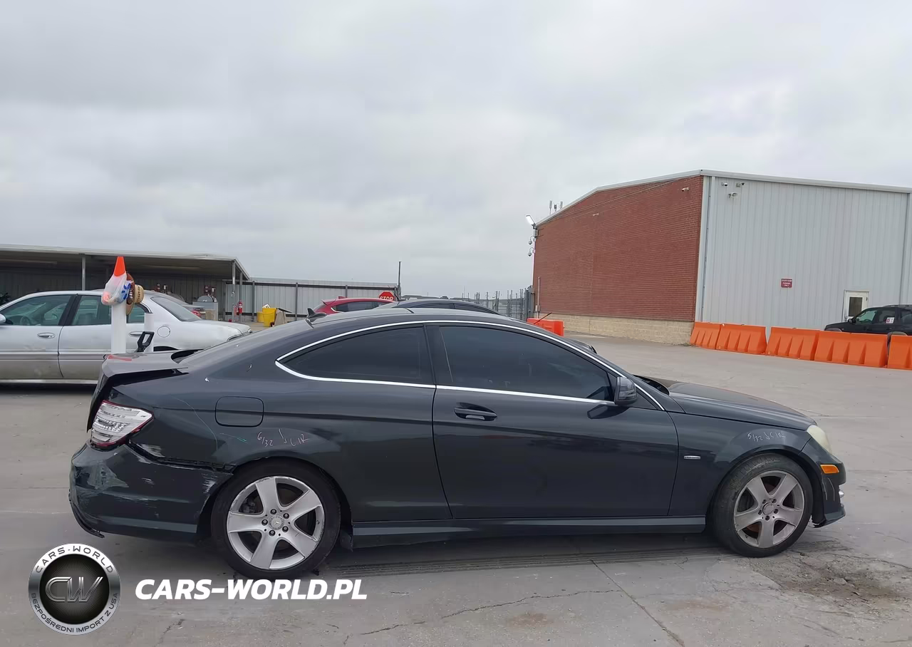 2012 Mercedes-Benz C 250 VIN:WDDGJ4HB6CF858024 - 13