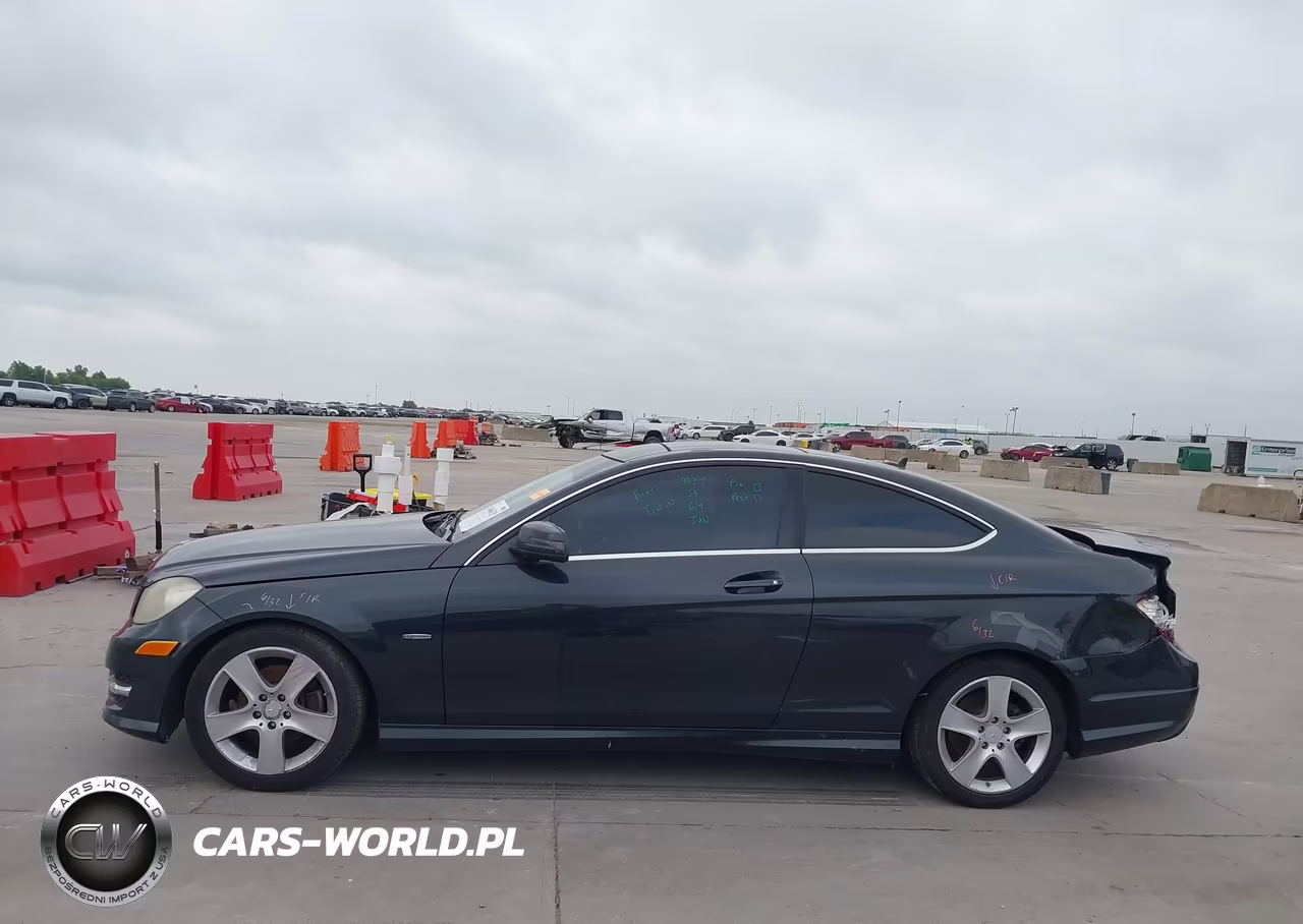 2012 Mercedes-Benz C 250 VIN:WDDGJ4HB6CF858024 - 14