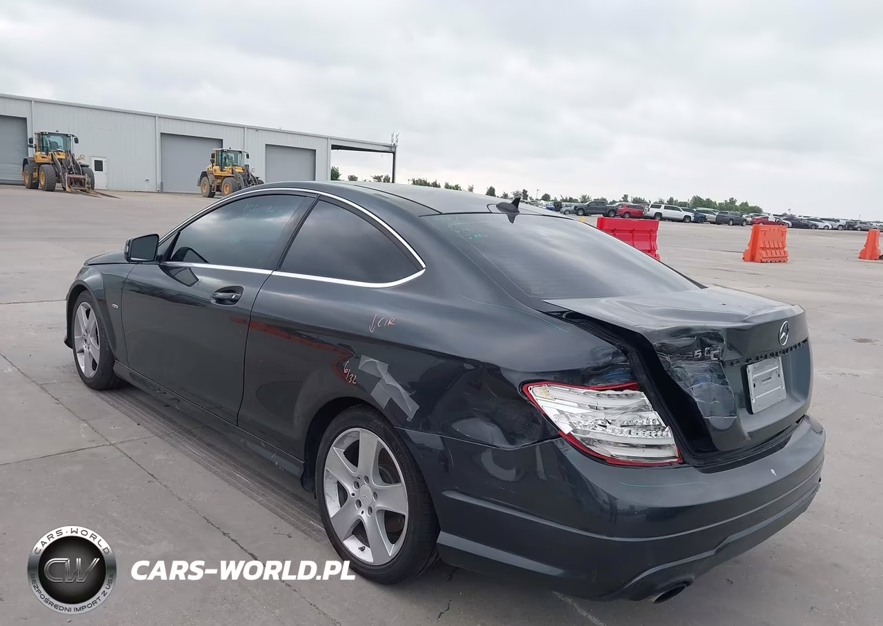 2012 Mercedes-Benz C 250 VIN:WDDGJ4HB6CF858024 - 3