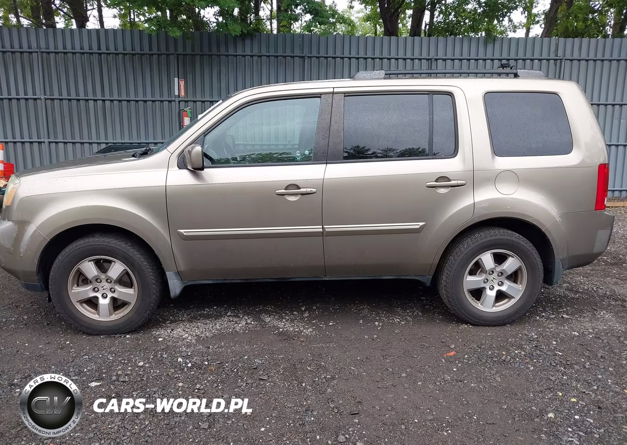 2010 Honda Pilot Ex-L VIN:5FNYF4H55AB023740 - 6