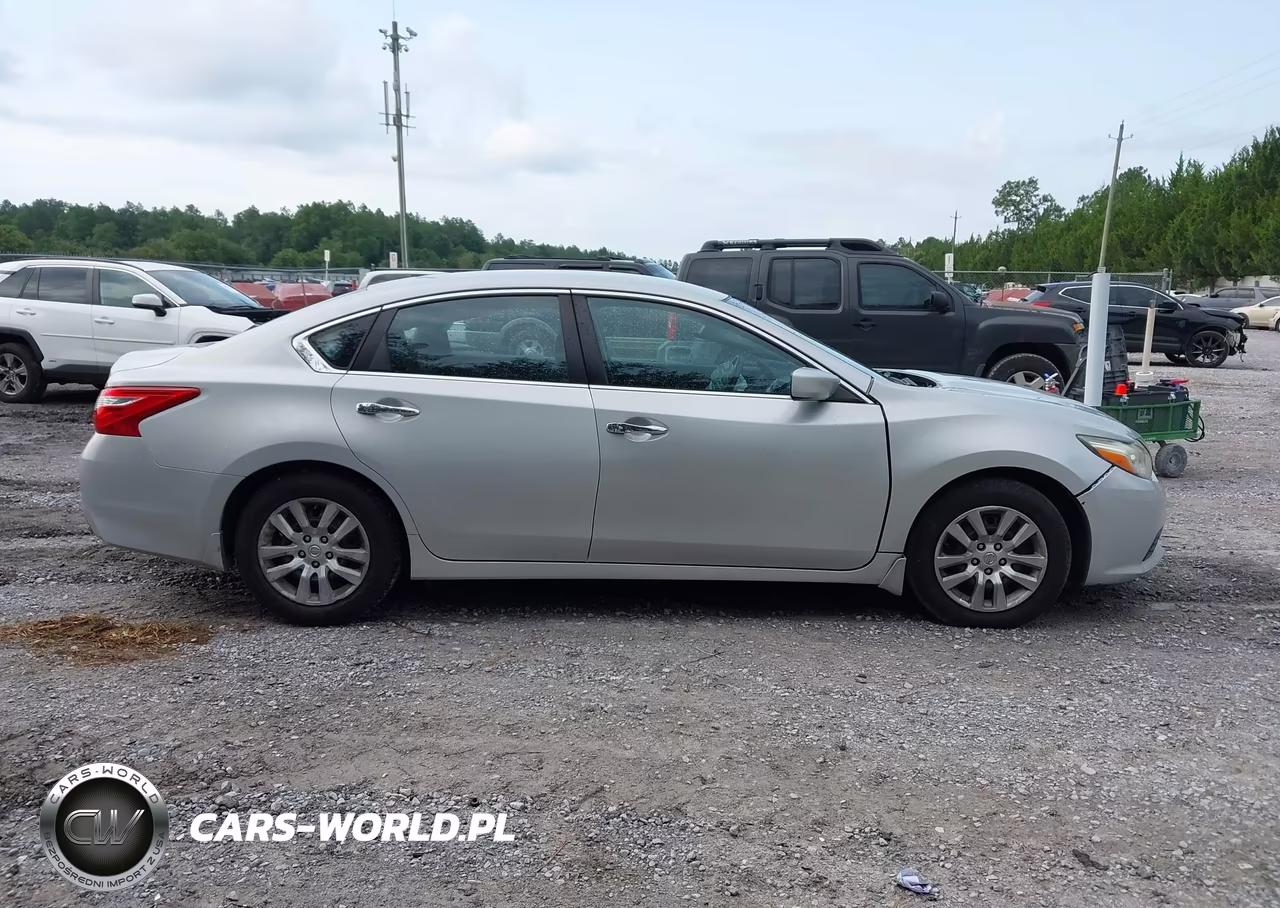 2017 Nissan Altima 2.5 S VIN:1N4AL3AP8HN344236 - 14