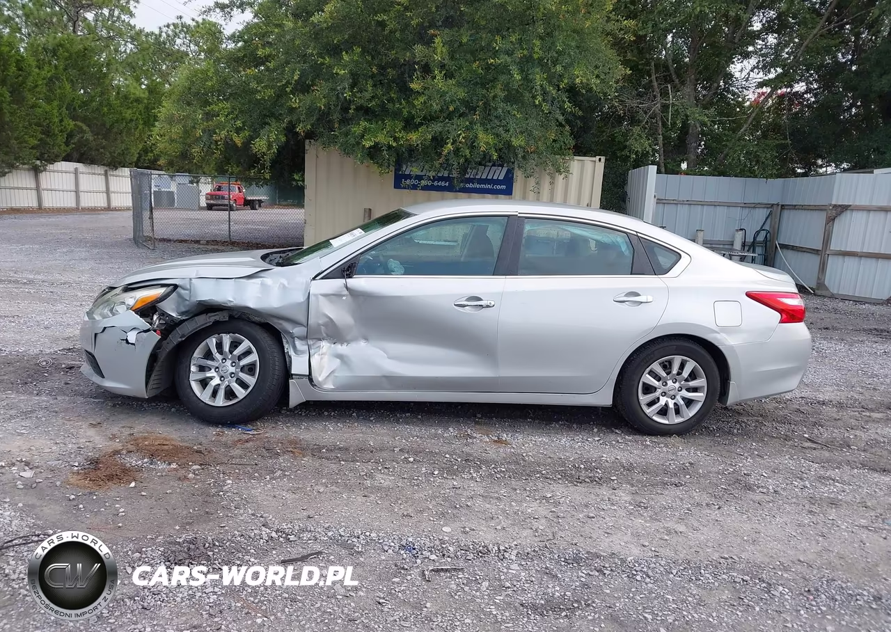 2017 Nissan Altima 2.5 S VIN:1N4AL3AP8HN344236 - 15
