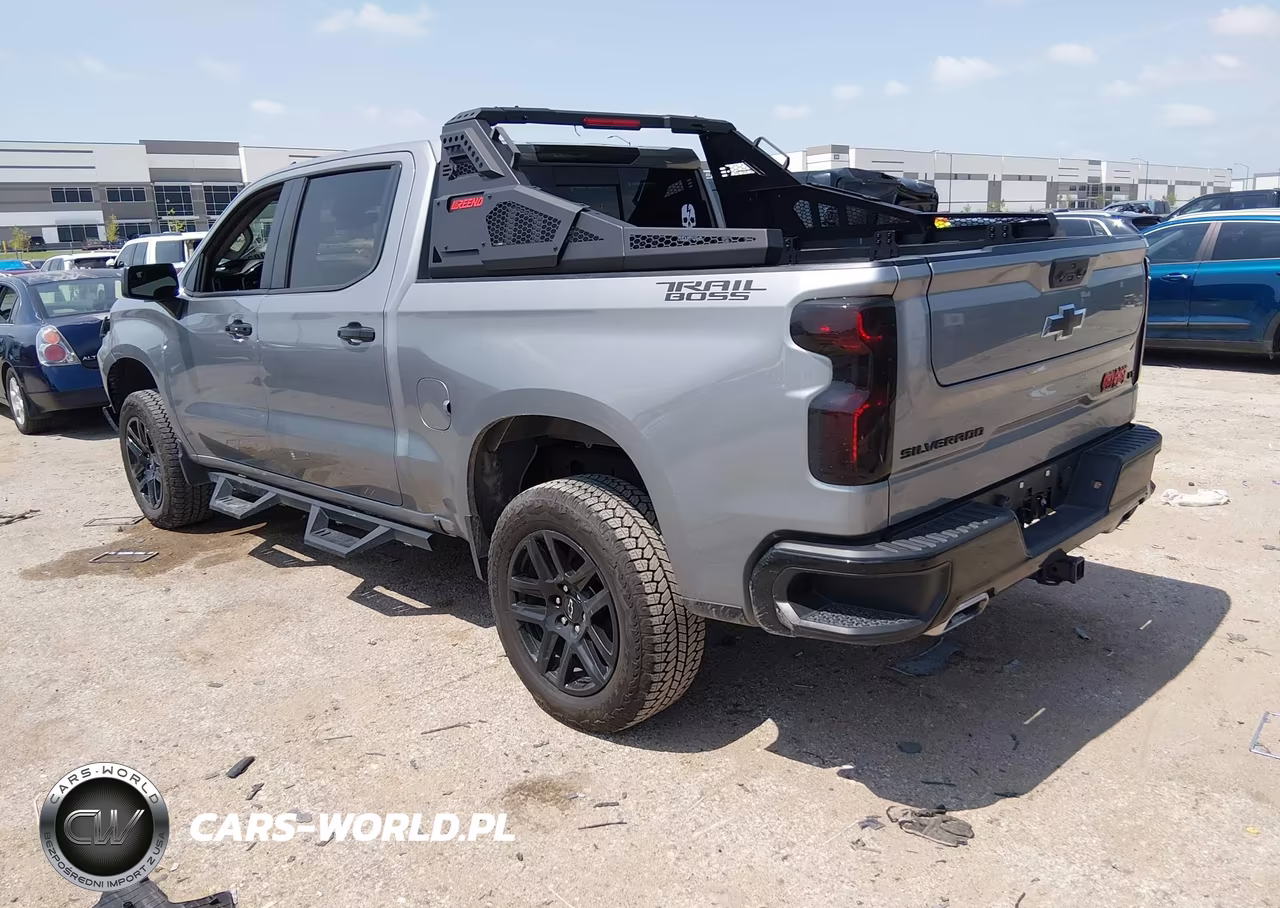 2025 Chevrolet Silverado 1500 4Wd Short Bed Lt Trail Boss VIN:3GCUKFEDXSG240200 - 3