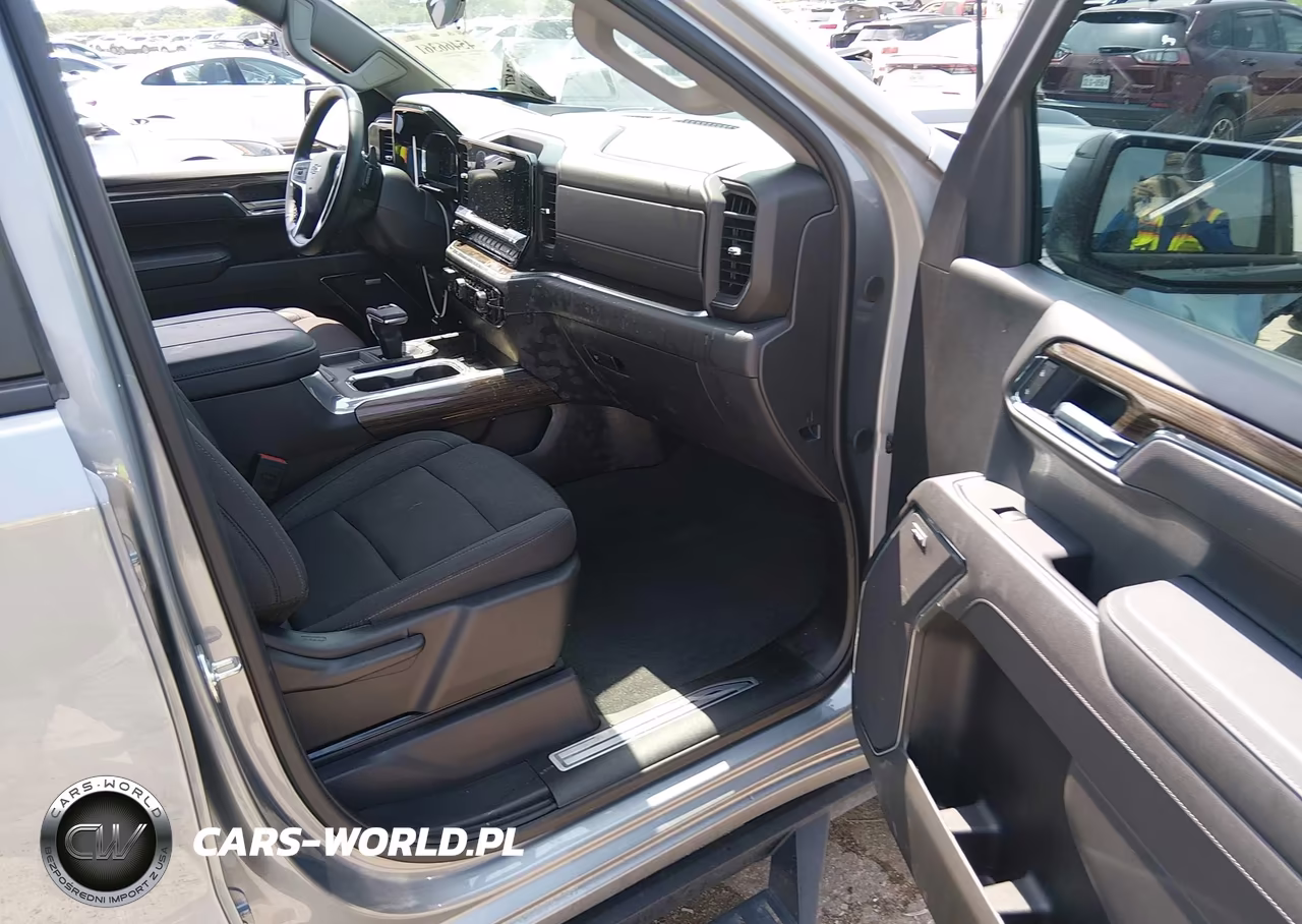 2025 Chevrolet Silverado 1500 4Wd Short Bed Lt Trail Boss VIN:3GCUKFEDXSG240200 - 5