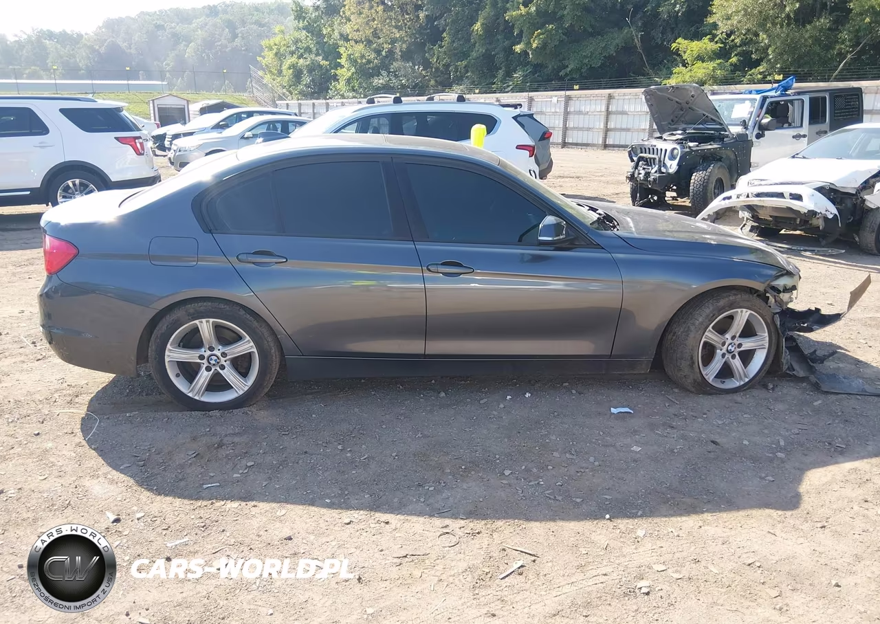 2013 BMW 320I xDrive VIN:WBA3C3C5XDF981662 - 13