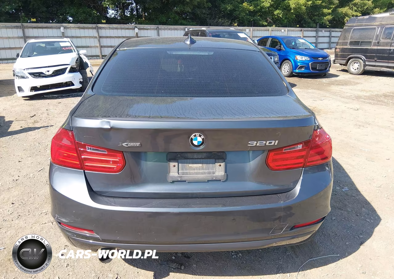 2013 BMW 320I xDrive VIN:WBA3C3C5XDF981662 - 16