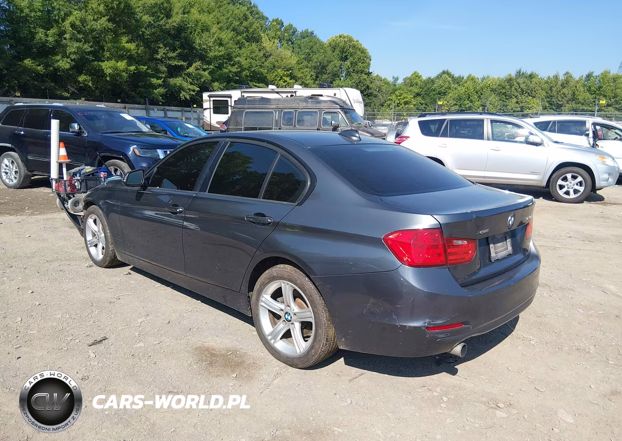 2013 BMW 320I xDrive VIN:WBA3C3C5XDF981662 - 3