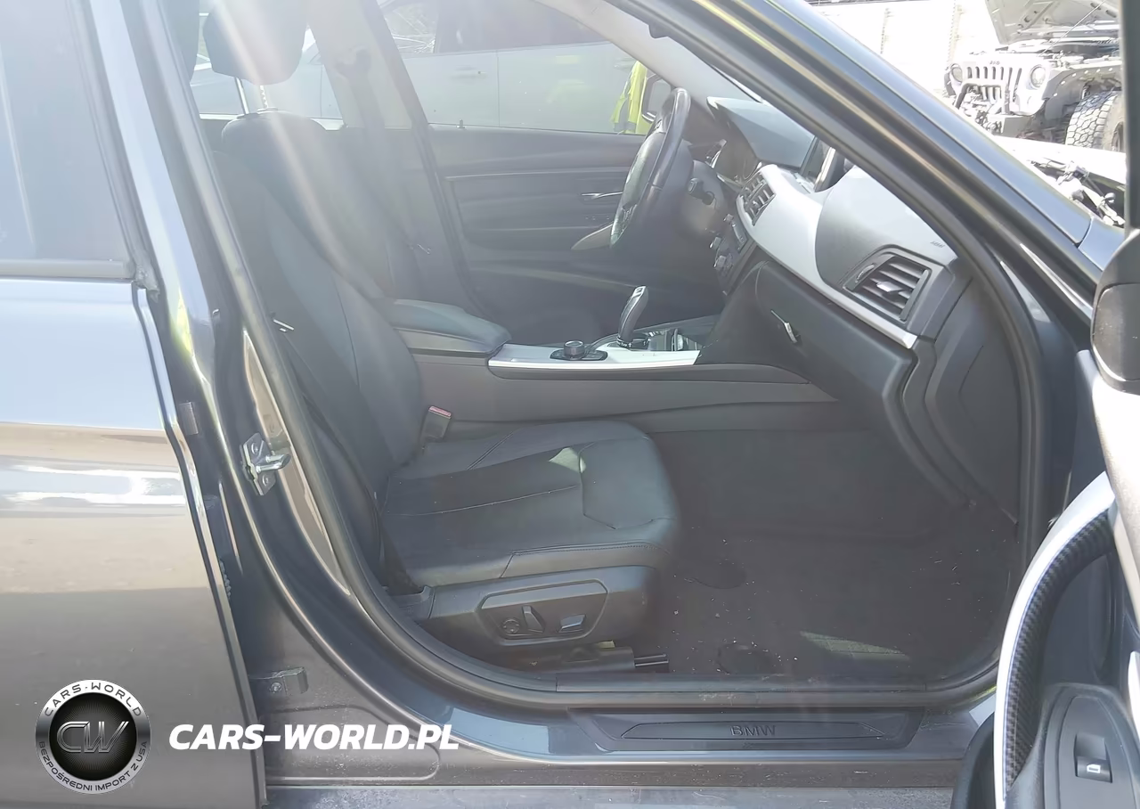 2013 BMW 320I xDrive VIN:WBA3C3C5XDF981662 - 5