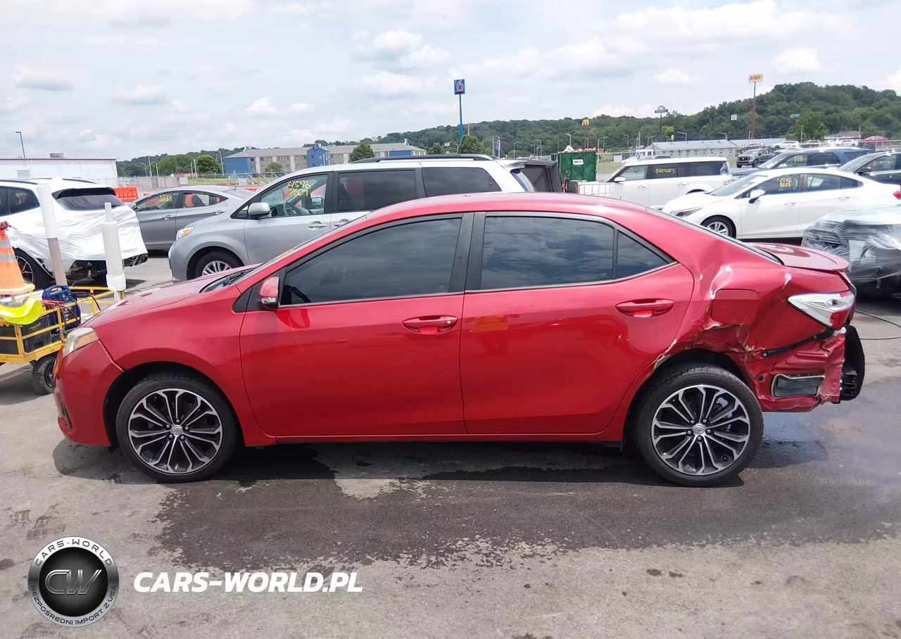 2015 Toyota Corolla S Plus VIN:5YFBURHE4FP262989 - 14