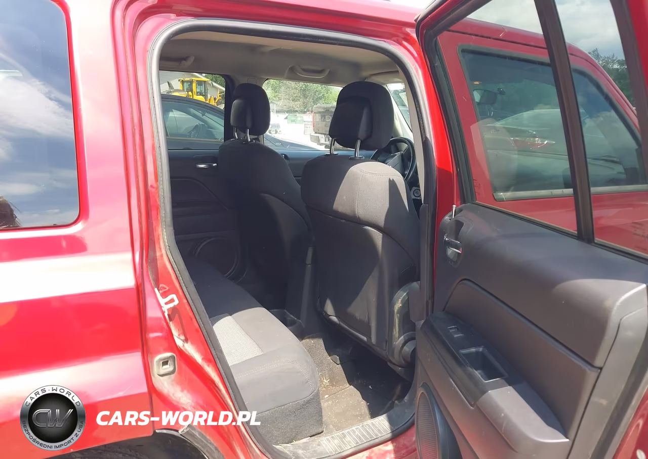 2010 Jeep Patriot Sport VIN:1J4NF1GB0AD619641 - 8