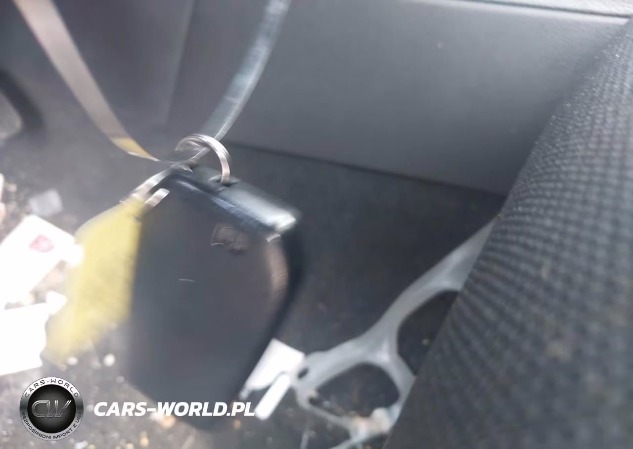 2022 Toyota Corolla Cross Le VIN:7MUBAABG5NV036928 - 11