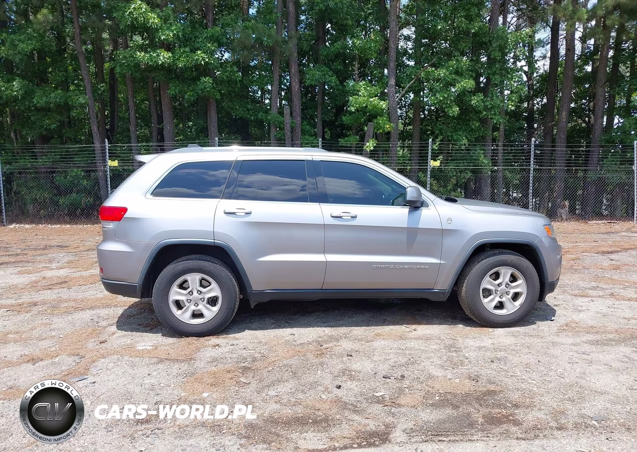 2016 Jeep Grand Cherokee Laredo VIN:1C4RJFAG6GC461022 - 13