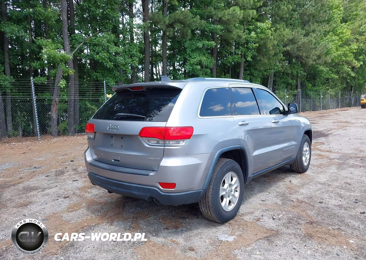 2016 Jeep Grand Cherokee Laredo VIN:1C4RJFAG6GC461022 - 4