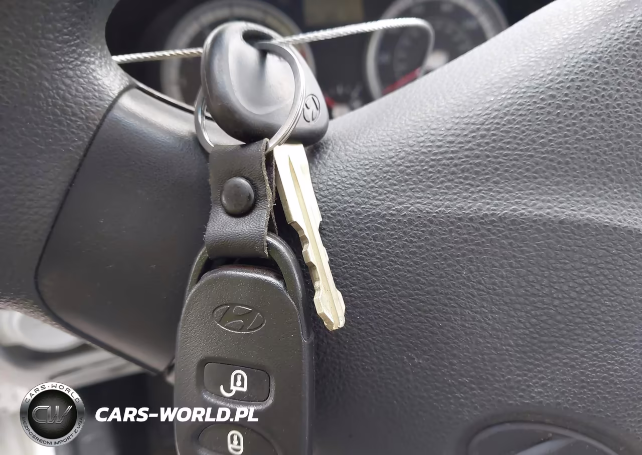 2009 Hyundai Accent Gls VIN:KMHCN46C49U355777 - 11